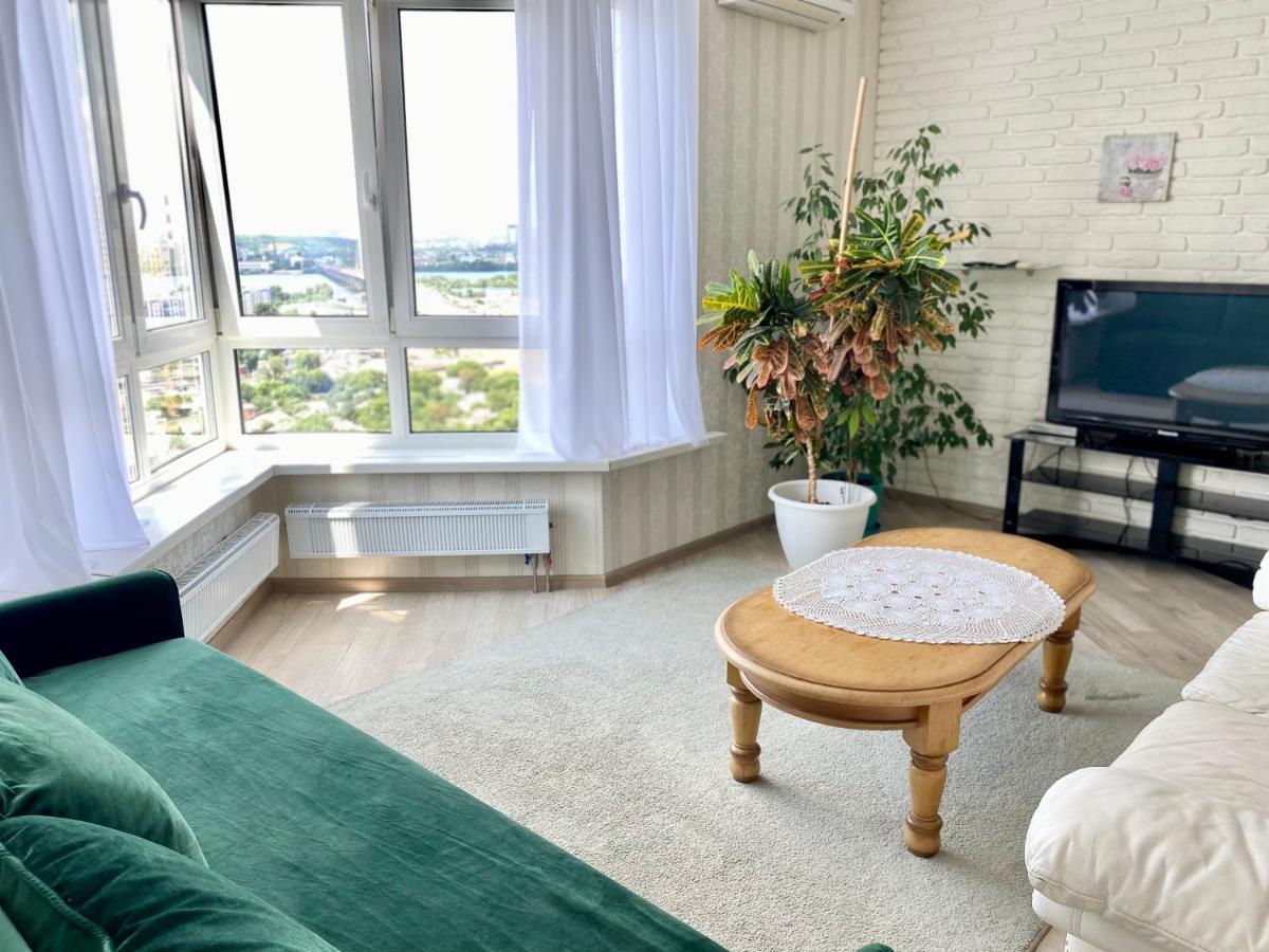 Apartments With Dnipro View Kiev Dış mekan fotoğraf