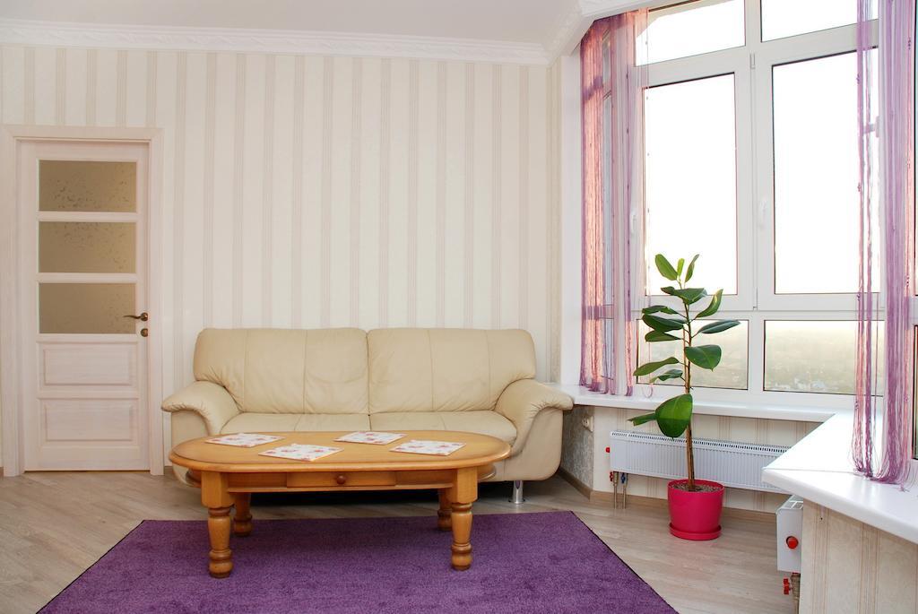 Apartments With Dnipro View Kiev Oda fotoğraf